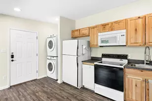 904 Philco Dr, Austin, TX 78745 - Photo 1
