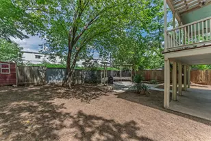 1153 San Bernard St, Austin, TX 78702 - Photo 32