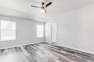 179 Valero Dr, San Marcos, TX 78666 - Photo 8