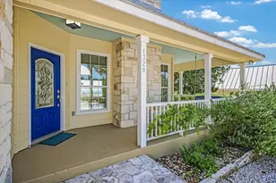 1320 Serenity Dr, Fischer, TX 78623 - Photo 4