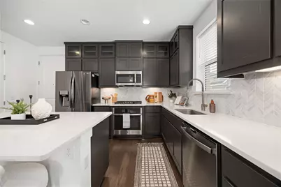 2409 Simond Avenue #E, Austin, TX 78723 - Photo 8