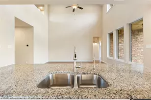 125 Indian Paintbrush Trl, Georgetown, TX 78628 - Photo 14