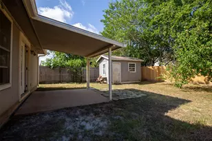 3205 Susquehanna Ln, Austin, TX 78723 - Photo 18