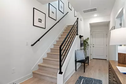 200 W 56th Street #7104, Austin, TX 78751 - Photo 4