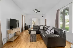 501 Twin Oaks Trail, Dripping Springs, TX 78620 - Photo 4