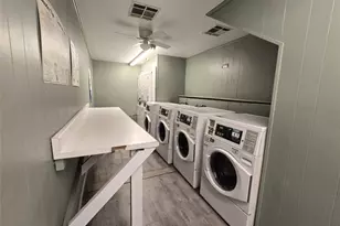 2600 Penny Ln, Austin, TX 78757 - Photo 32