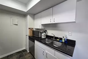 2600 Penny Ln, Austin, TX 78757 - Photo 8