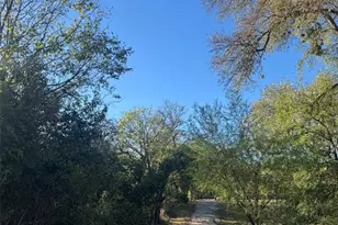 6011 Nuckols Crossing Rd, Austin, TX 78744 - Photo 24