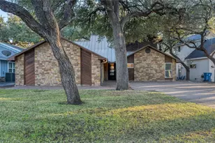 450 Pecan Creek Dr, Horseshoe Bay, TX 78657 - Photo 6