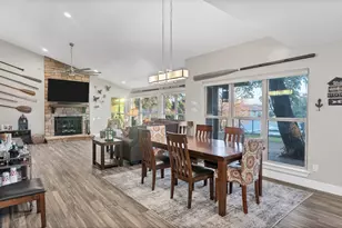 450 Pecan Creek Dr, Horseshoe Bay, TX 78657 - Photo 8