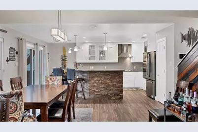 450 Pecan Creek Drive, Horseshoe Bay, TX 78657 - Photo 4