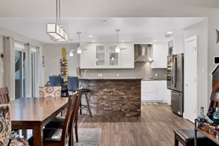 450 Pecan Creek Dr, Horseshoe Bay, TX 78657 - Photo 4