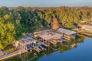 450 Pecan Creek Dr, Horseshoe Bay, TX 78657 - Photo 1