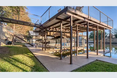 450 Pecan Creek Drive, Horseshoe Bay, TX 78657 - Photo 28