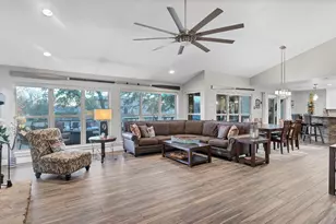 450 Pecan Creek Dr, Horseshoe Bay, TX 78657 - Photo 14