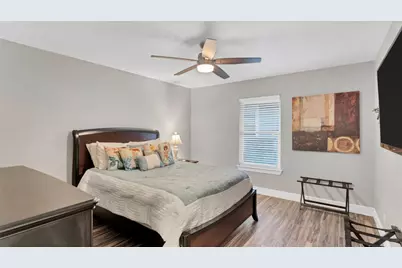 450 Pecan Creek Drive, Horseshoe Bay, TX 78657 - Photo 24