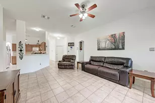 104 Edison Dr, Hutto, TX 78634 - Photo 8
