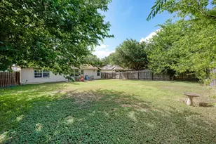 104 Edison Dr, Hutto, TX 78634 - Photo 34