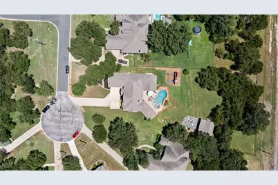 205 Quarry Lake Estate, Liberty Hill, TX 78642 - Photo 36