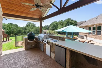 205 Quarry Lake Estate, Liberty Hill, TX 78642 - Photo 22