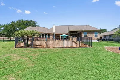 205 Quarry Lake Estate, Liberty Hill, TX 78642 - Photo 28