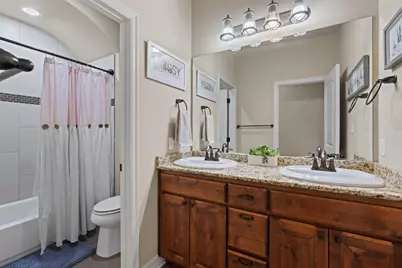 205 Quarry Lake Estate, Liberty Hill, TX 78642 - Photo 18
