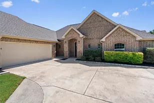 205 Quarry Lake Estate, Liberty Hill, TX 78642 - Photo 4