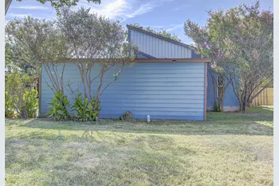 1807 Briar Hill Drive #B, Austin, TX 78741 - Photo 24