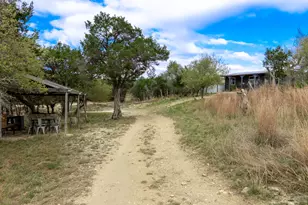 1925 Cripple Creek Stage Rd, Dripping Springs, TX 78620 - Photo 36