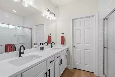 2304 S Lakeline Boulevard #411, Cedar Park, TX 78613 - Photo 12