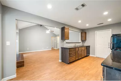 16336 Edgemere Drive, Pflugerville, TX 78660 - Photo 6