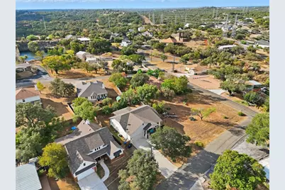 103 Kings Way, Horseshoe Bay, TX 78657 - Photo 20