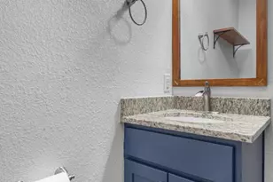6211 Manor Rd, Austin, TX 78723 - Photo 10