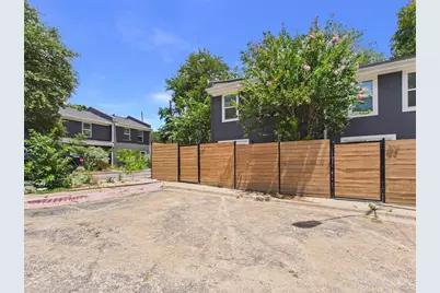 6211 Manor Road #107, Austin, TX 78723 - Photo 20