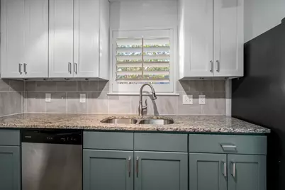 6211 Manor Road #107, Austin, TX 78723 - Photo 8