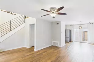6211 Manor Rd, Austin, TX 78723 - Photo 2