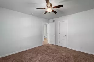 6211 Manor Rd, Austin, TX 78723 - Photo 12