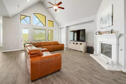 812 Anahuac Drive, Leander, TX 78641 - Photo 2