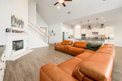 812 Anahuac Drive, Leander, TX 78641 - Photo 4