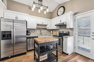 1015 Yager Ln, Austin, TX 78753 - Photo 12