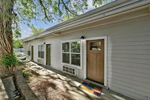 2802 Whitis Ave, Austin, TX 78705 - Photo 8