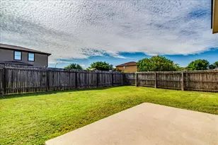 100 Easy St, Hutto, TX 78634 - Photo 24