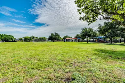100 Easy Street, Hutto, TX 78634 - Photo 30