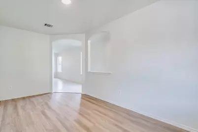 100 Easy Street, Hutto, TX 78634 - Photo 22