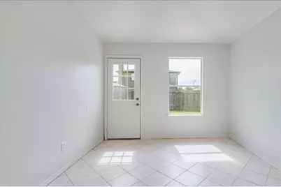 100 Easy Street, Hutto, TX 78634 - Photo 12