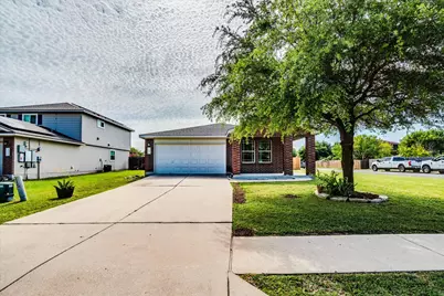 100 Easy Street, Hutto, TX 78634 - Photo 32