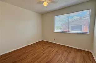 8905 Parkfield Dr, Austin, TX 78758 - Photo 12