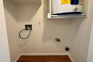 8905 Parkfield Dr, Austin, TX 78758 - Photo 14