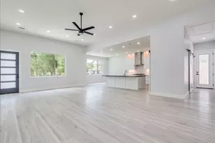 1215 Howard St, Taylor, TX 76574 - Photo 6