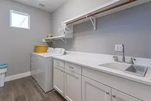 1051 Trailhead Cir, Dripping Springs, TX 78620 - Photo 18